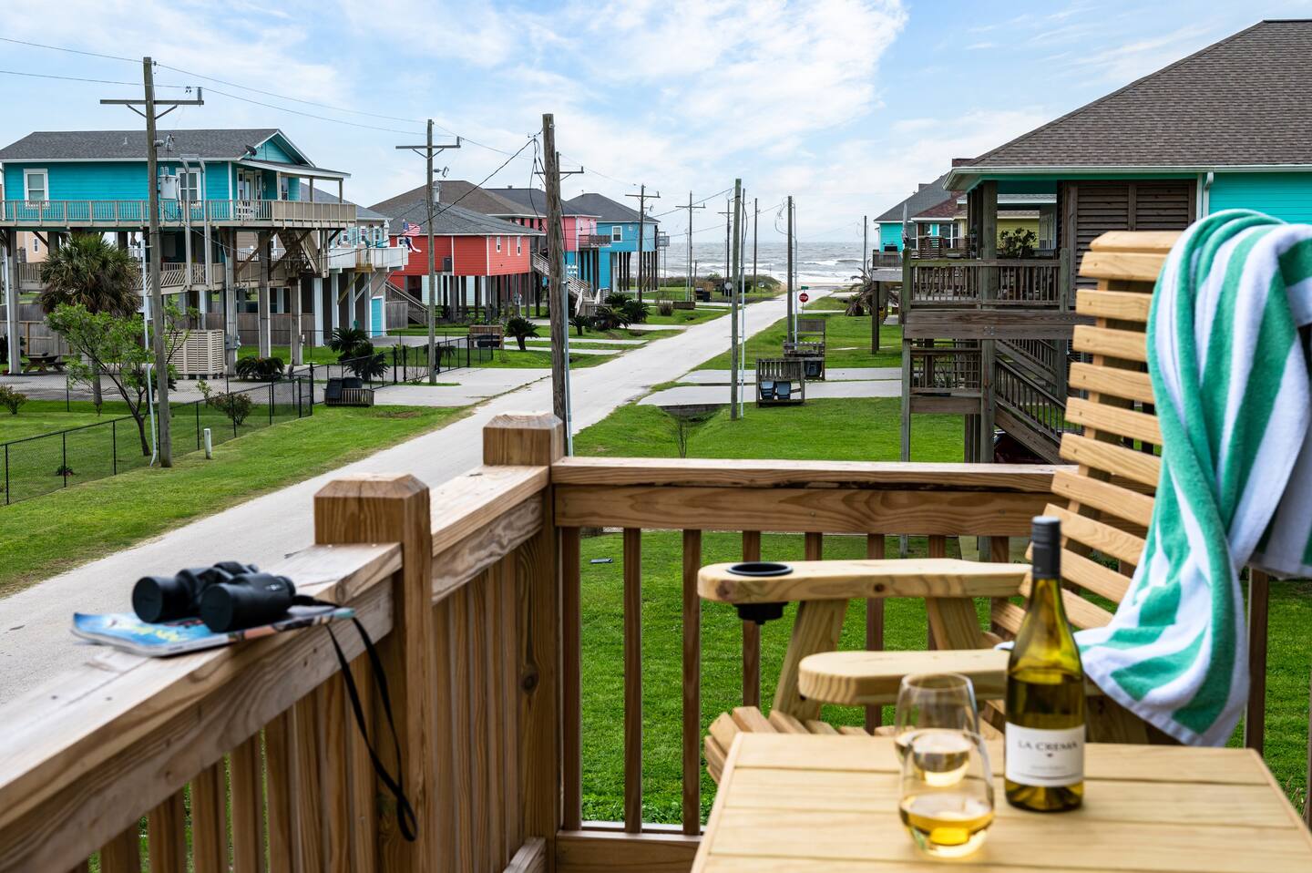 Sleeps 24 | Walk to Beach | Game Room & Tiki Bar