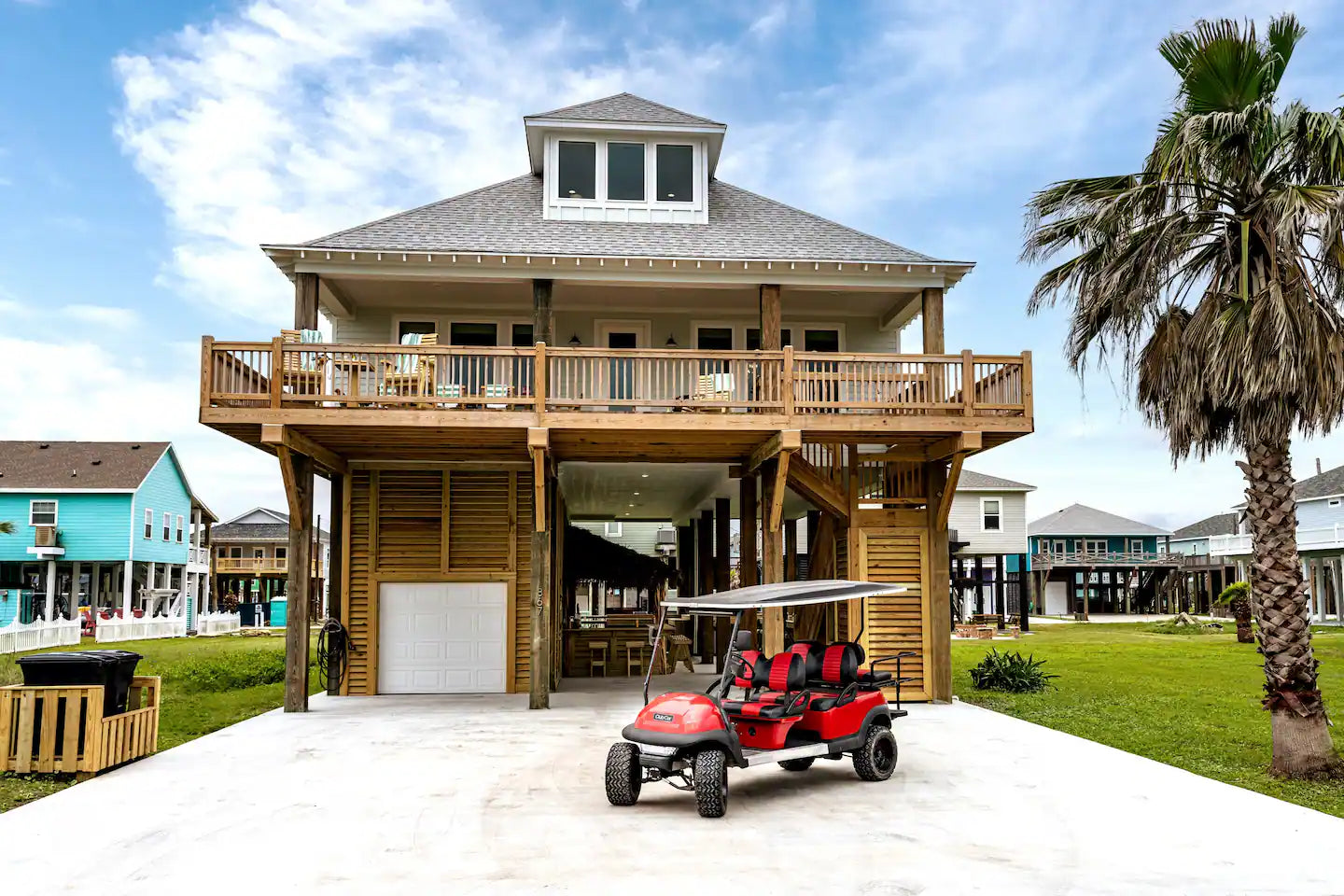 Sleeps 24 | Walk to Beach | Game Room & Tiki Bar