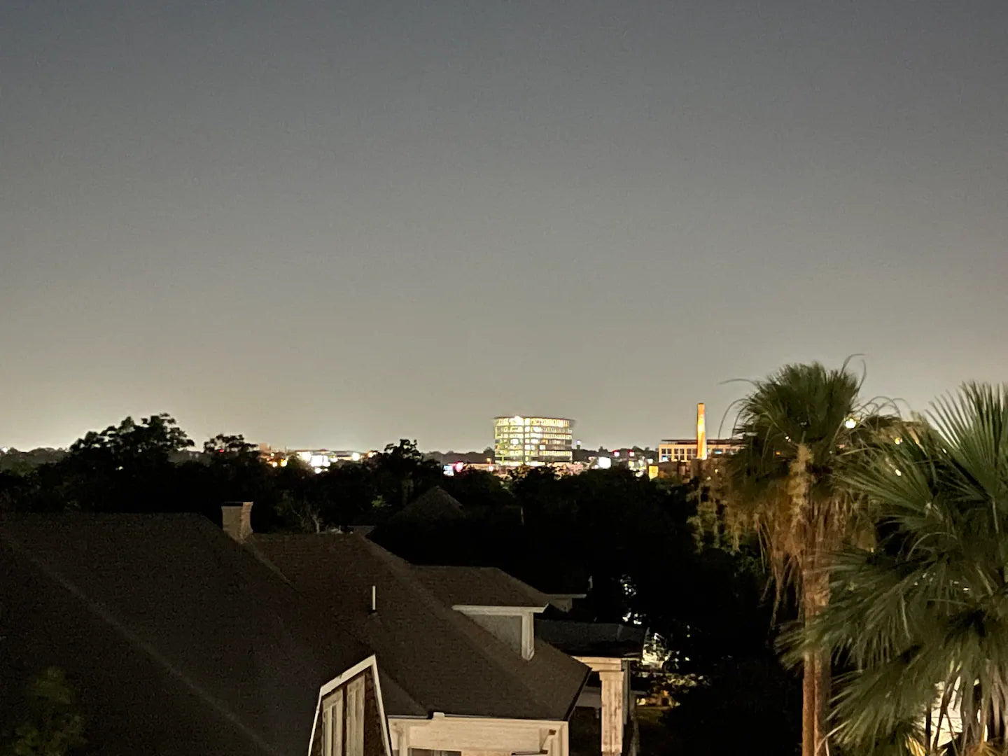 Rooftop Deck & City Views | Near Pearl & Riverwalk