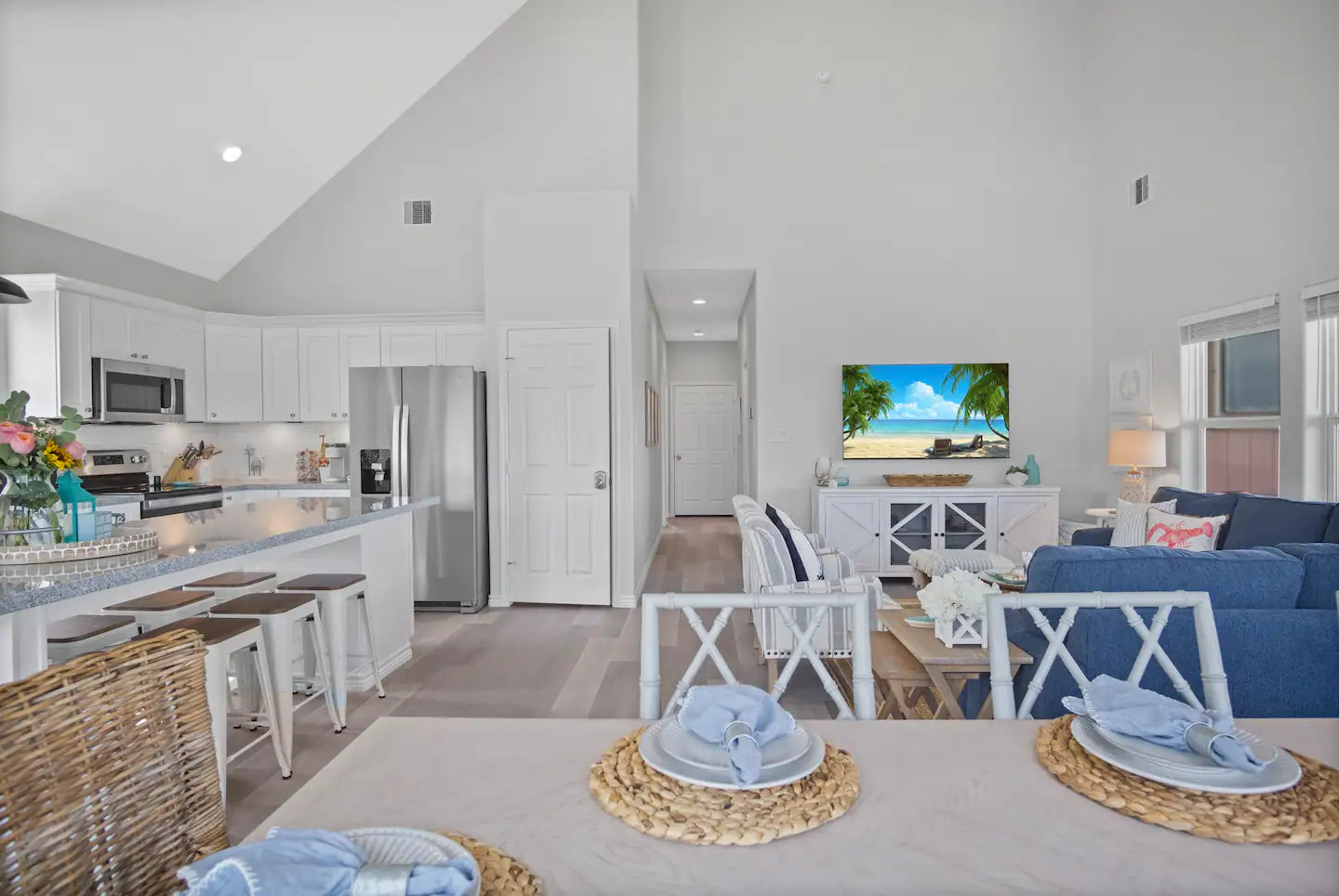 Sleeps 20 | Walk to the Beach | Great for Families